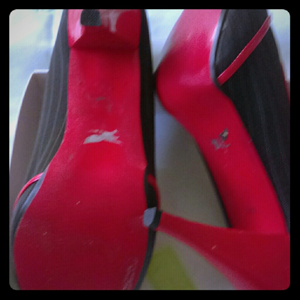 Size 61/2 sheik leather shoes